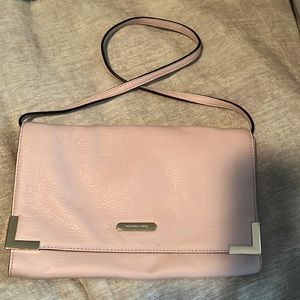 GUC small Michael Kors purse in light pink